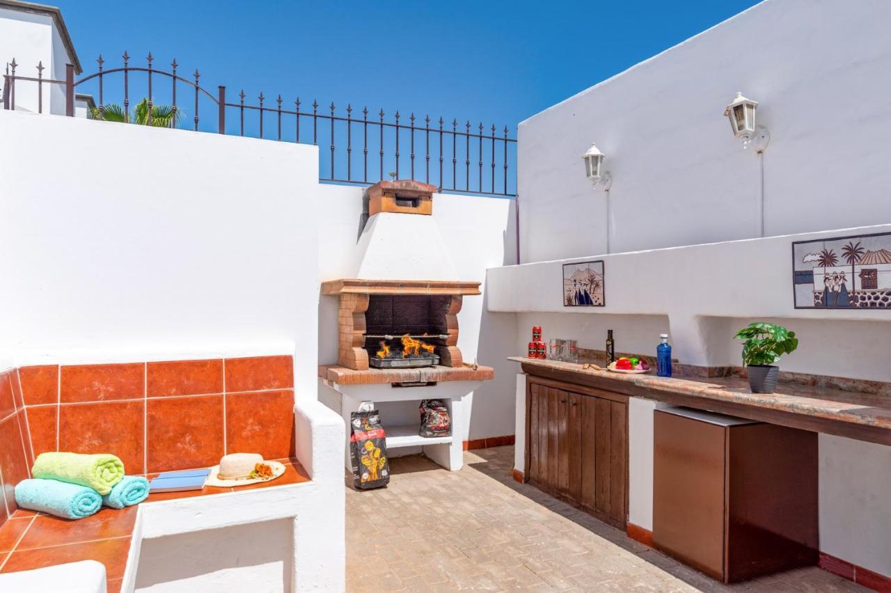 Villa Mannat By Villa Plus Puerto del Carmen  Extérieur photo